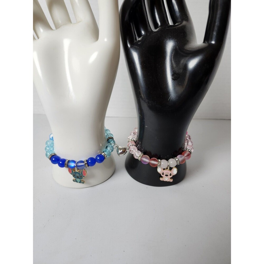 Stretch Bracelet With Magnetic Heart And Charms